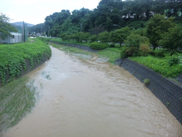 豪雨に想う。_d0224360_164117.jpg