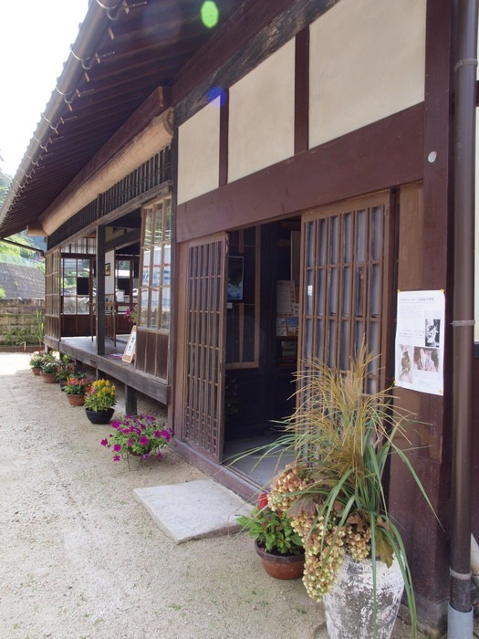 湯来のまち空き家アート作品展(パソコングループ「そよかぜ」作品展)2日目_c0116915_23541694.jpg