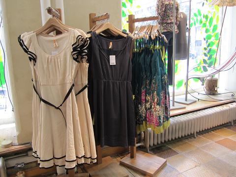 e0041217_1640380.jpg