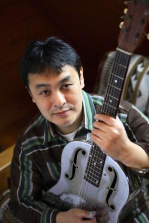 日本を代表するアコースティックギタリスト@いわきBarQUEEN_d0115919_592582.jpg
