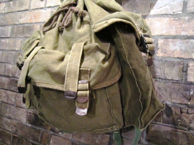 Used \"Bean tote  &  ARMY BAG\" 紹介_f0191324_929596.jpg