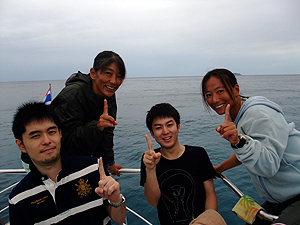 波にも負けず!!大波を越えて_f0144385_2026099.jpg