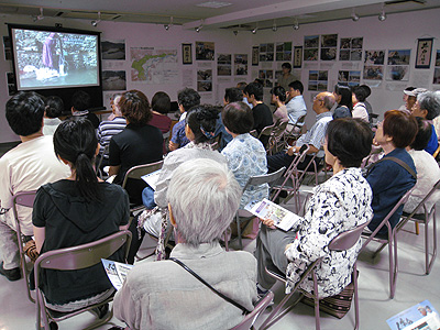 現地ワーカー鈴木氏による講演会がありました。_f0106896_17244485.jpg