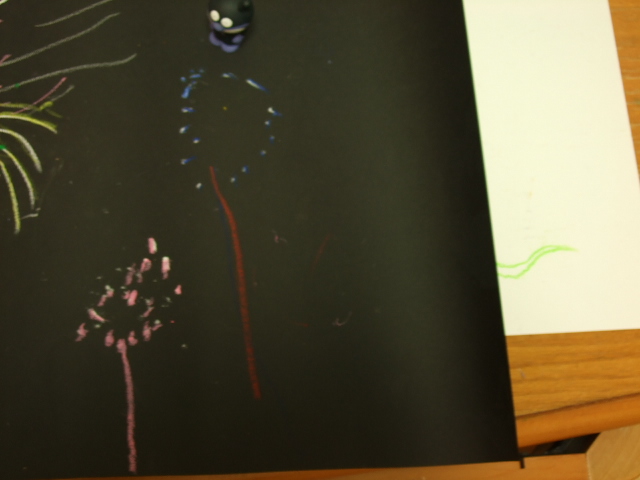 ３歳 花火の絵を描く 東西線浦安駅徒歩２分の絵画教室 Atelier創 アトリエ ソウ のブログ