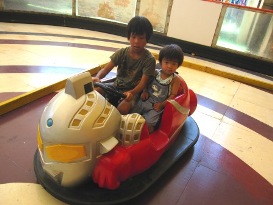 d0047107_1243478.jpg