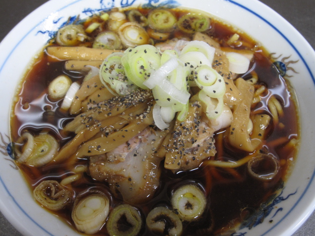 富山ブラック! 西町大喜本店「中華そば小」¥700@富山市_b0042308_22365530.jpg