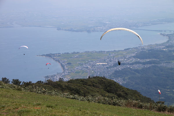 琵琶湖バレー 3 ハングライダー_e0048413_89987.jpg