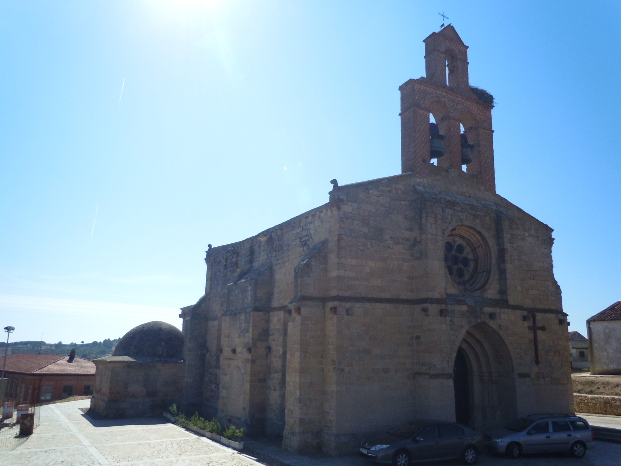 Small Gothic  Church in Duero River_c0213220_5293078.jpg