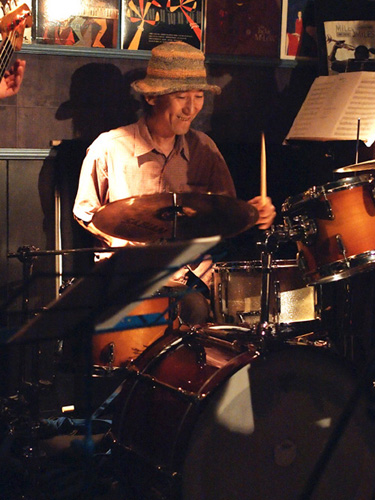 TORAZO Udagawa Quartet ライブ_b0175635_1071518.jpg