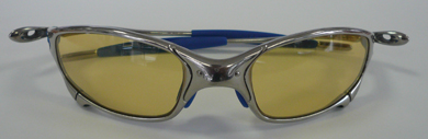 OAKLEY JULIET用GOODMANグッドマン調光レンズ発売開始!_c0003493_11295811.jpg