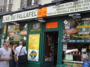 Paris:L\'AS DU FALLAFEL(ユダヤサンドイッチ）_a0211111_935594.jpg