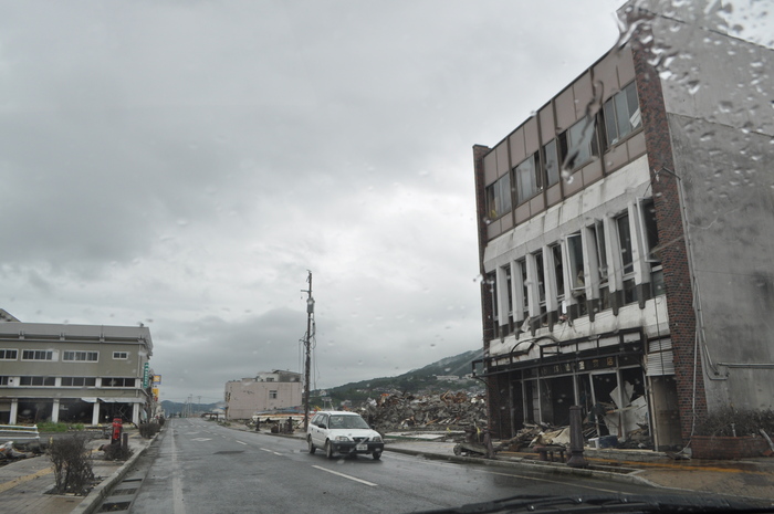 雨の大船渡と、晴れの盛(さかり)_b0067012_213249100.jpg