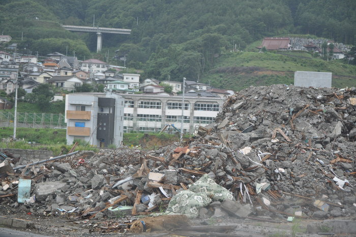 雨の大船渡と、晴れの盛(さかり)_b0067012_2137069.jpg