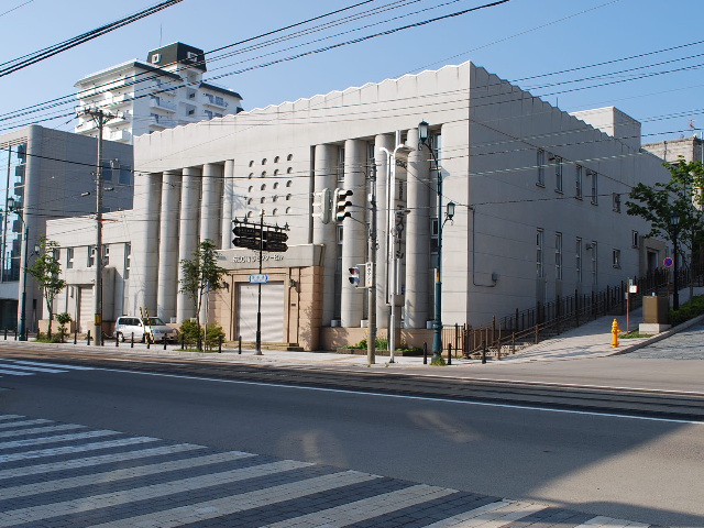 函館の旧銀行建築巡り(函館の建築探訪)_f0142606_16473079.jpg