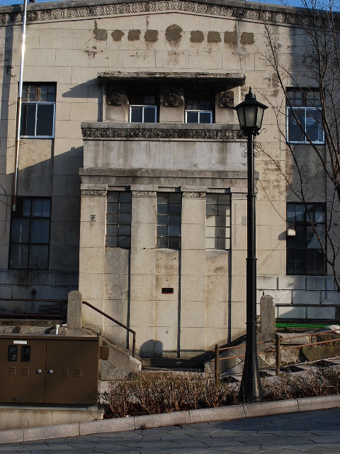 函館の旧銀行建築巡り(函館の建築探訪)_f0142606_17371392.jpg