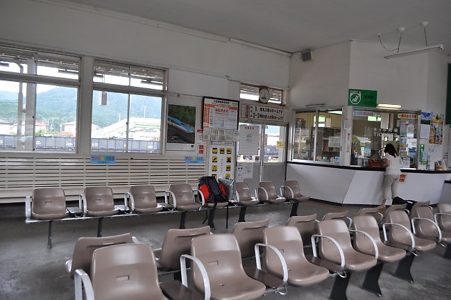 盛駅は、その日を待ってるよ_b0067012_135833.jpg