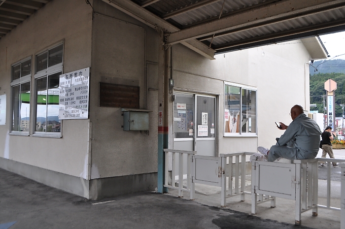 盛駅は、その日を待ってるよ_b0067012_144744.jpg