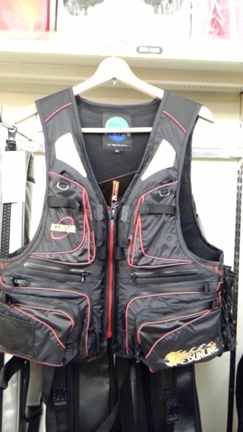 ＳＵＮＬＩＮＥ　ＮＥＷ　フローティングベスト入荷しました。_e0180017_11202132.jpg