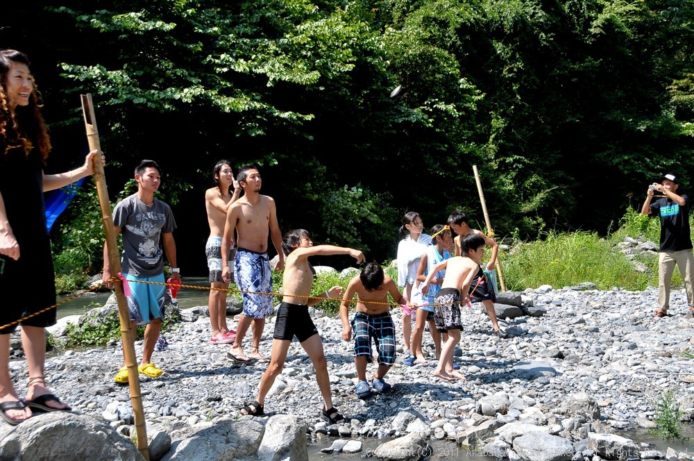 CREDIT camp for kids 2011　VOL５：Day２　川遊びの風景_b0065730_19592885.jpg