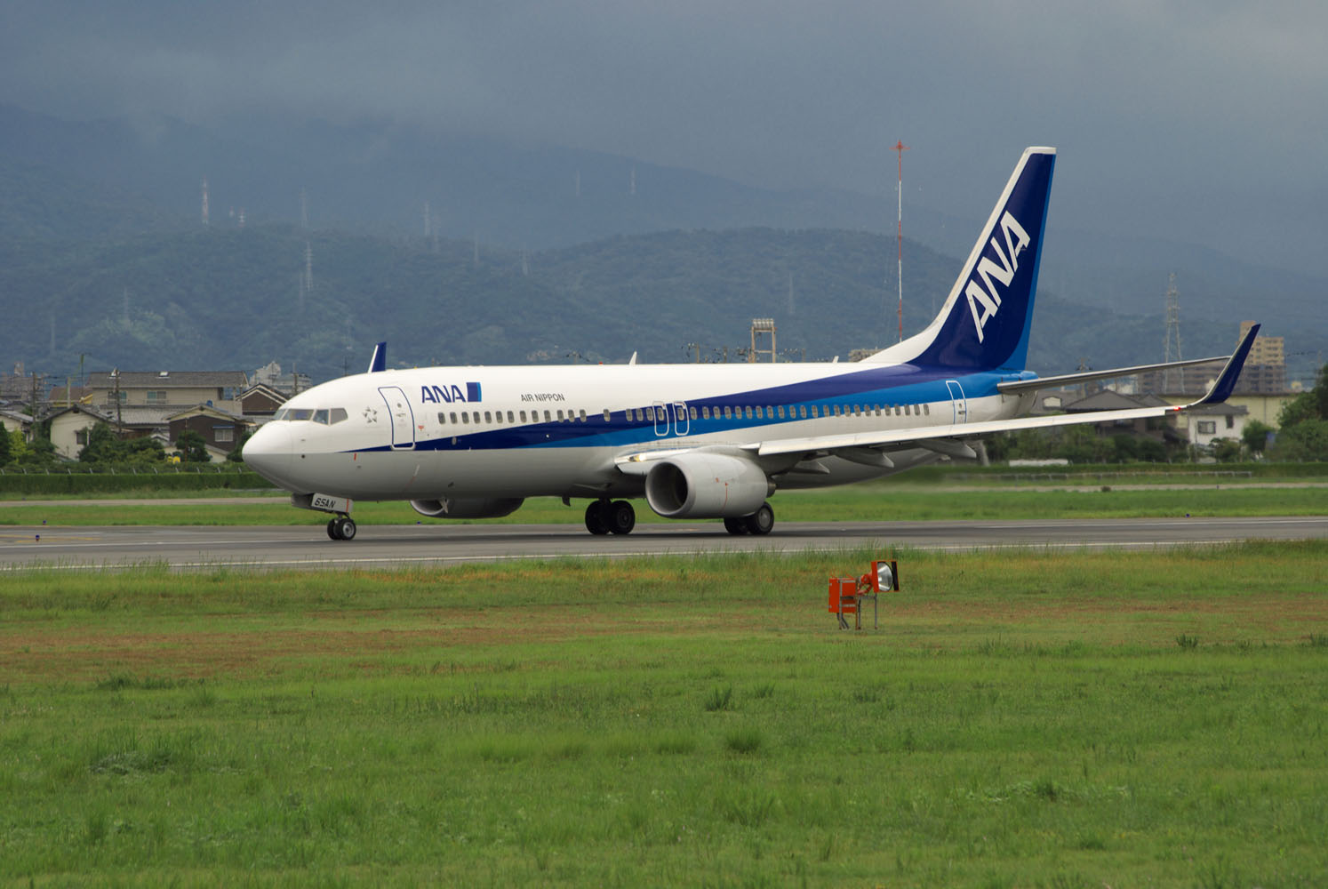 松山空港にて　その１_e0053740_0413578.jpg