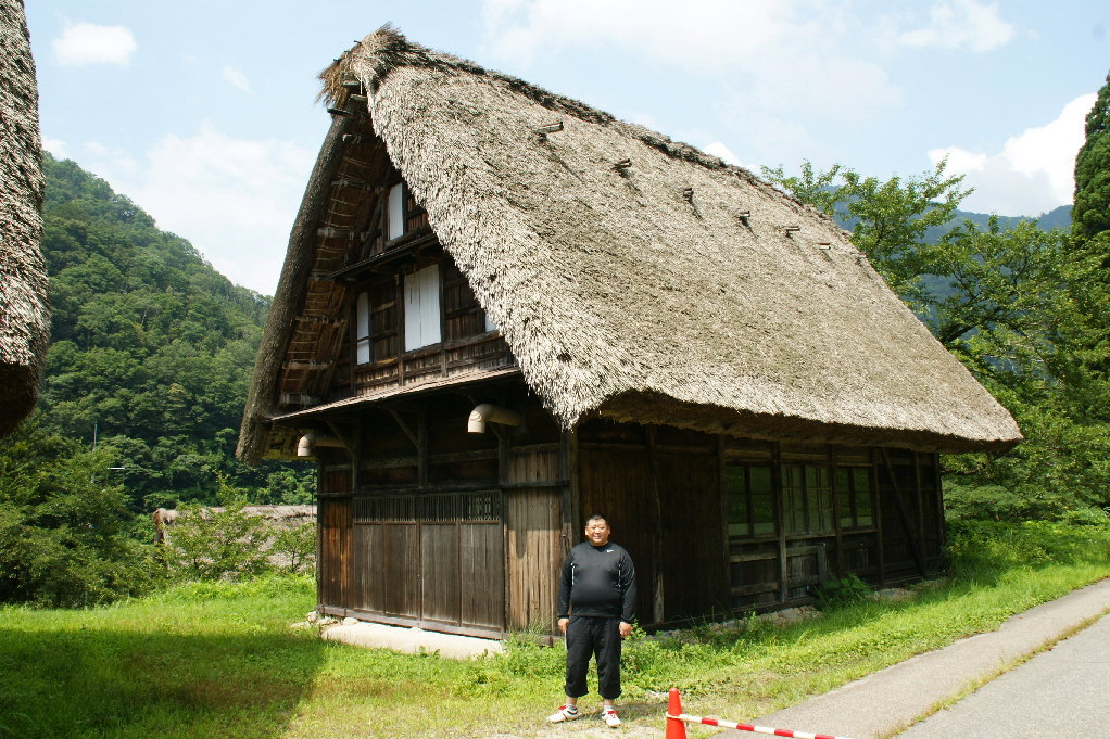 八月四日　五箇山、白川郷見學 　於岐阜縣　　_a0165993_16235657.jpg