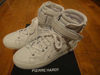 PIERRE HARDYのスニーカー_a0152501_22381726.jpg