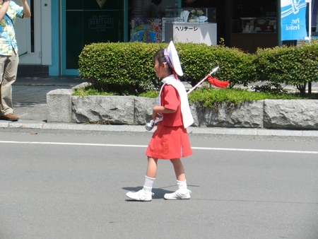 駒沢苫小牧幼稚園児の皆さんですよ。_d0200811_9303371.jpg