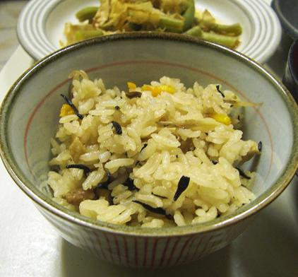 ど~~んと食います、炊き込みご飯!_c0119140_144839.jpg