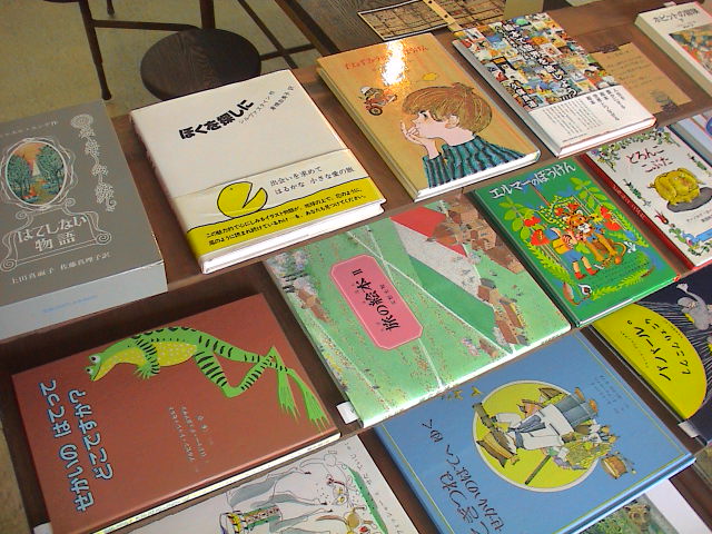 店内。_e0060555_272317.jpg