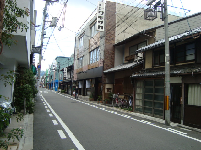 京都・丸太町「京陶器 ハセガワ」へ行く。_f0232060_19124623.jpg