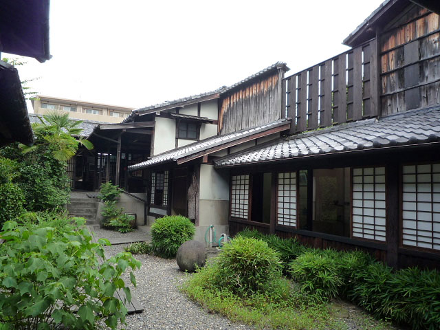 京都へ・・・河井寛次郎記念館（１）_b0053765_15392910.jpg