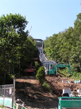 藻岩山山頂の今_f0078286_11105274.jpg