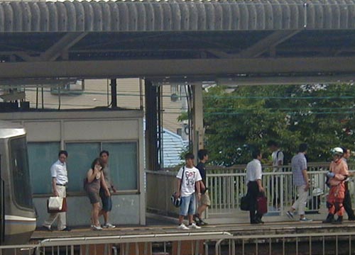●電車の重み_d0053294_0291734.jpg