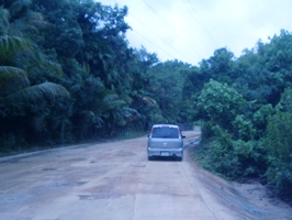 ヤップ的道路走行法_a0043520_22385970.jpg