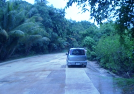 ヤップ的道路走行法_a0043520_2238812.jpg