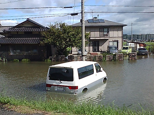 雨台風！★冠水被害続出？★_d0156040_1612452.jpg