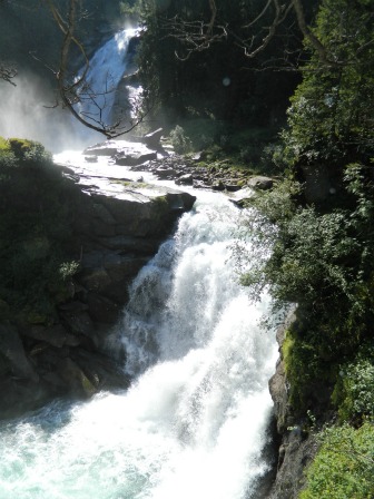オーストリアの滝　＜KRIMMLER WASSERFALLE＞　by　ロン@フランス_d0227344_7111495.jpg