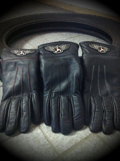 HMC BIKERGLOVE LTD SALE!!_c0227366_2101182.jpg