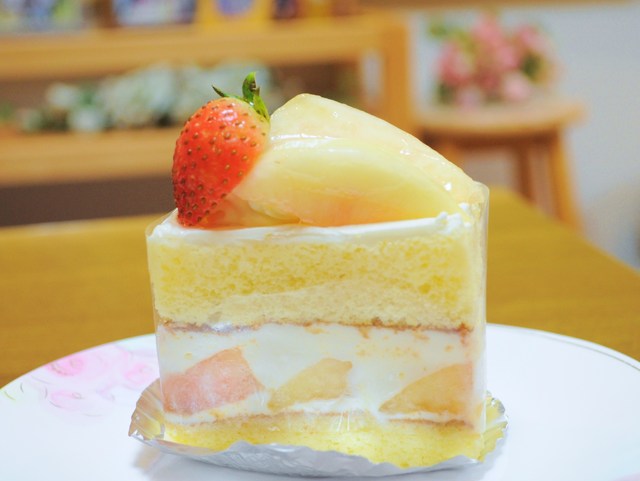 バースディーケーキ_a0126590_2381877.jpg