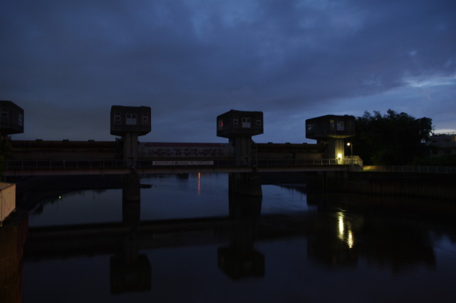 f0108519_1275999.jpg