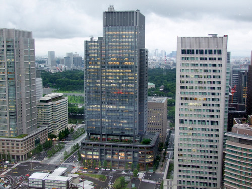 「東京駅 好立地とシャンデリア シャングリ・ラ ホテル 東京(2)」_a0000029_8441812.jpg