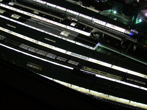 「東京駅　好立地とシャンデリア　シャングリ・ラ ホテル 東京（2）」_a0000029_844445.jpg
