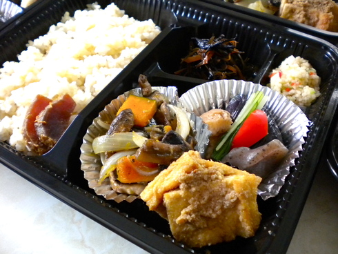 ９月のお弁当。白露、弓張月。_c0038170_2162256.jpg