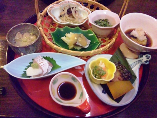 和食居酒屋のランチ_a0188897_20323398.jpg