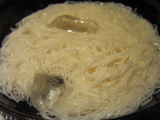 麺は、やっぱり・・・。_d0091909_1275992.jpg