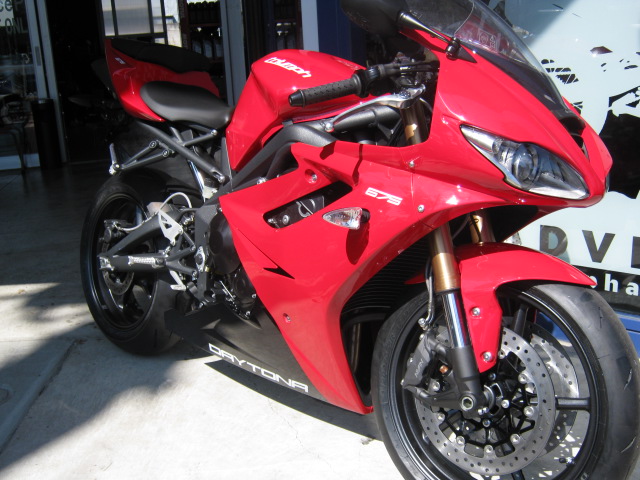 デイトナ675 NEWカラー入荷_d0100125_13555691.jpg