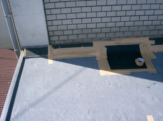 RCの雨漏り_a0234253_1412594.jpg