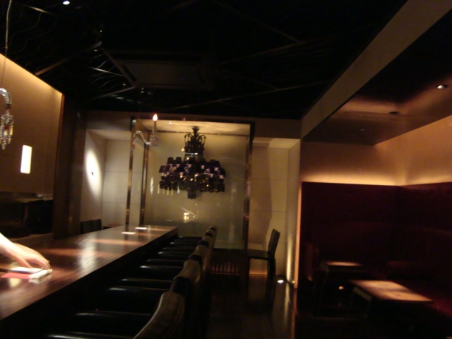 東京・丸の内「B bar」へ行く。_f0232060_23485918.jpg