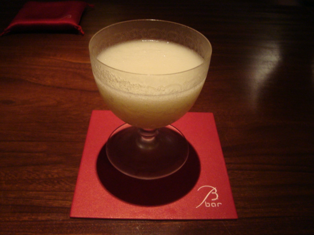 東京・丸の内「B bar」へ行く。_f0232060_23515113.jpg