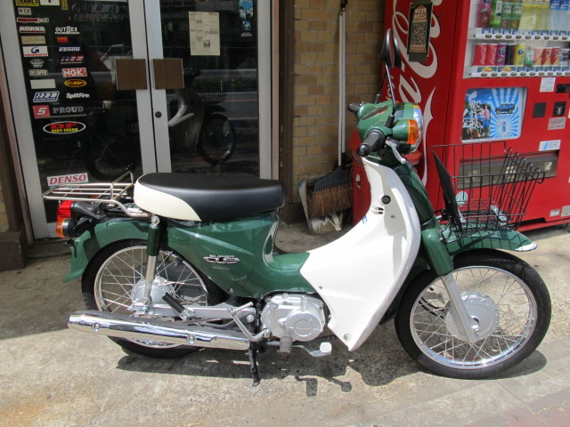 スーパーカブ110 ミディーシート キャリア取り付け モーターヘッド サイクルショップ